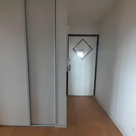 Renove Avec Balcon A Deux Pas Des Plages D'anglet - Fr-1-239-1076